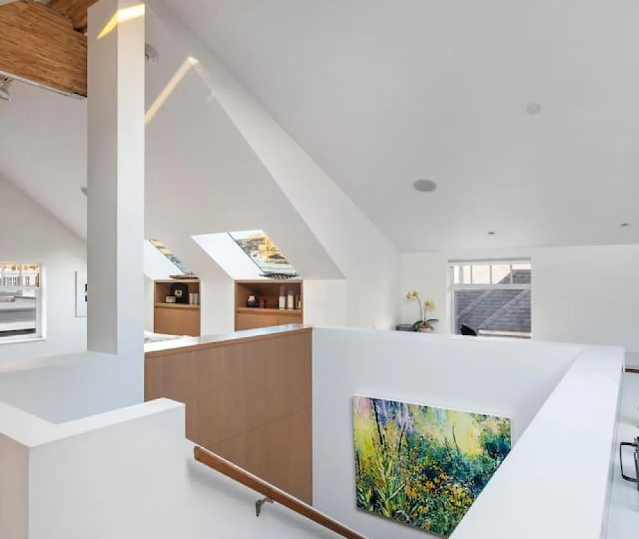 Апартаменты Beautiful, Newly Renovated Creek Home Ванкувер